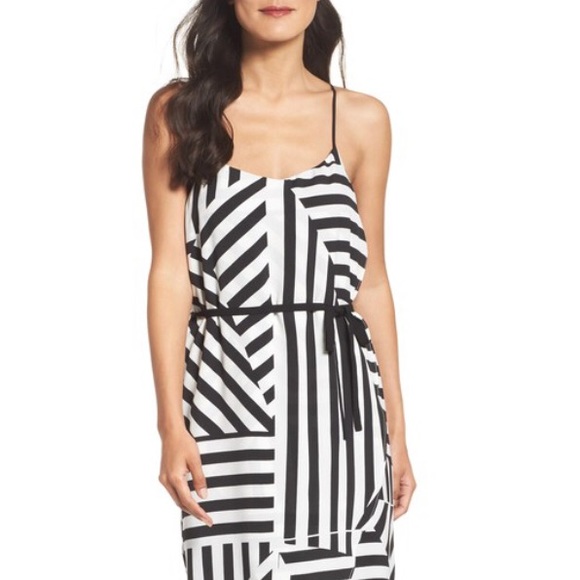 Stunning Long Maxi Dress - So Versatile - Picture 3 of 7